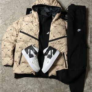 I'm selling Nike zebra shop mk and Nike Air Force 1